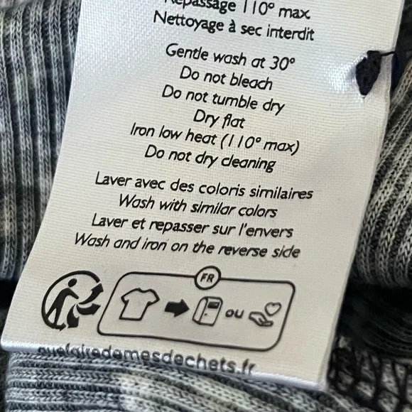 Sezane Felix Navy Blue Miranda Floral Mock Neck Long Sleeve Tee NWT Medium - Picture 11 of 11